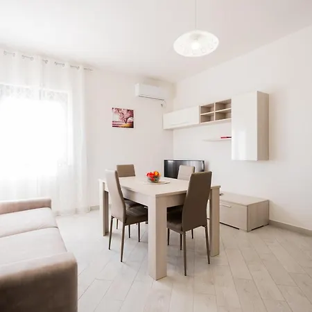 Hera Relax Villa Albanella